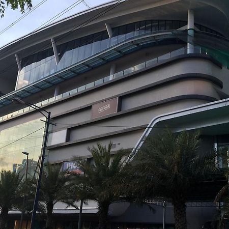 Zen Home Gramercy Residences Makati ماكاتي المظهر الخارجي الصورة