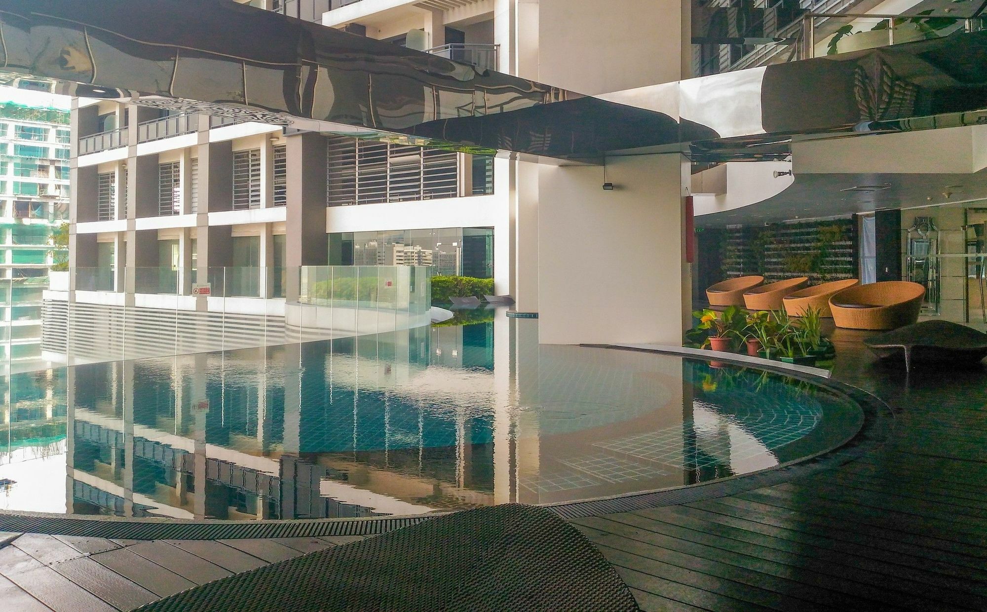 Zen Home Gramercy Residences Makati ماكاتي المظهر الخارجي الصورة